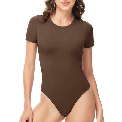 Round-neck one-piece short-sleeved shirt